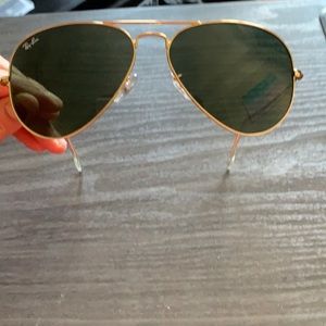 RayBan classic aviator gold frame sunglasses